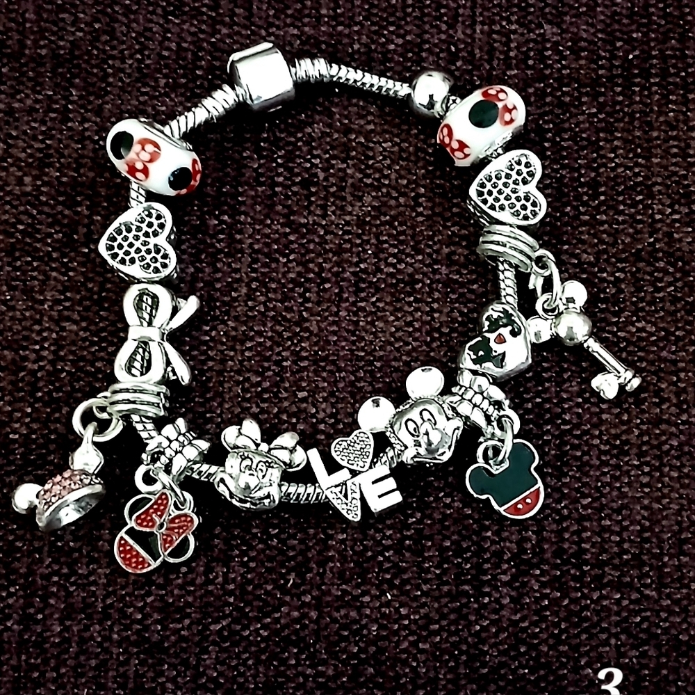 Mickey Mouse Hot Charm Bracelet